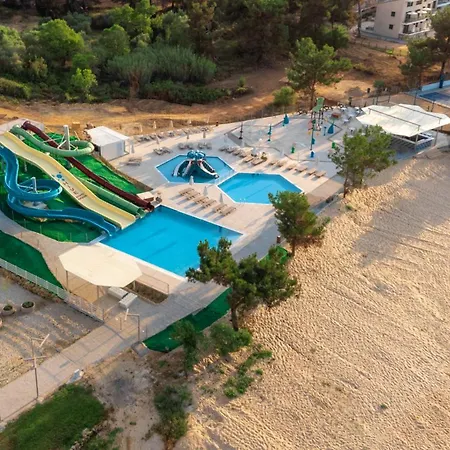 Zoe Hotel, Trypiti & Hive Water Park リメナリア