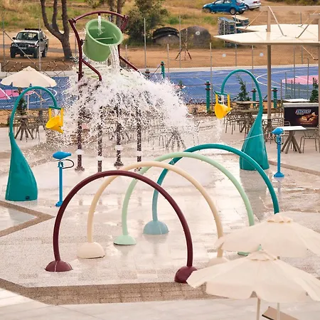 Zoe Hotel, Trypiti & Hive Water Park Отель
