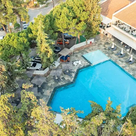 Zoe Hotel, Trypiti & Hive Water Park فندق