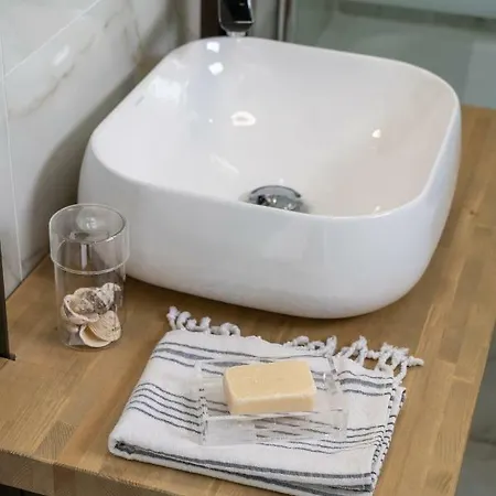 Zoe Hotel, Trypiti & Hive Water Park 4* 리메나리아