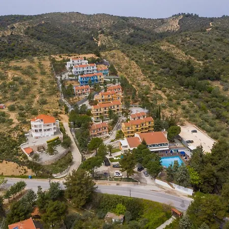 Zoe Hotel, Trypiti & Hive Water Park Hotel 4*