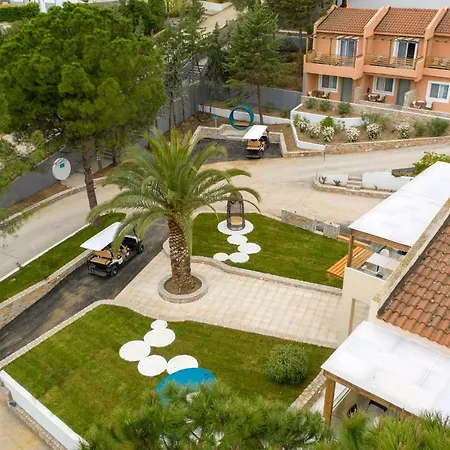 ホテル Zoe Hotel, Trypiti & Hive Water Park 4*