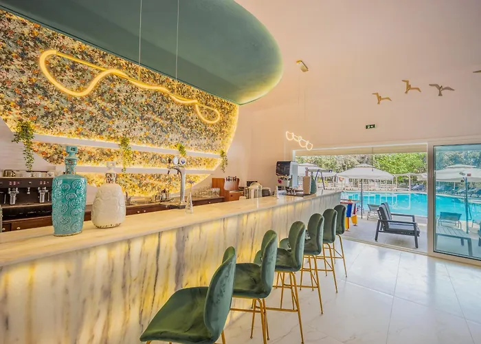 Hotel Zoe Hotel, Trypiti & Hive Water Park