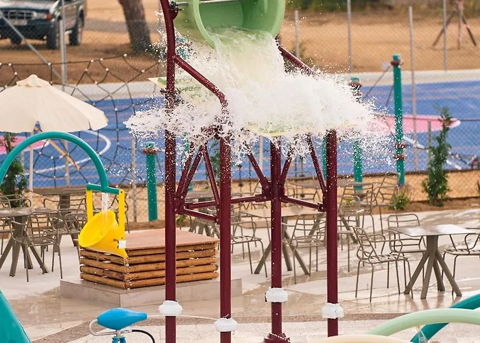 Hotel Zoe Hotel, Trypiti & Hive Water Park Limenaria (Thasos)