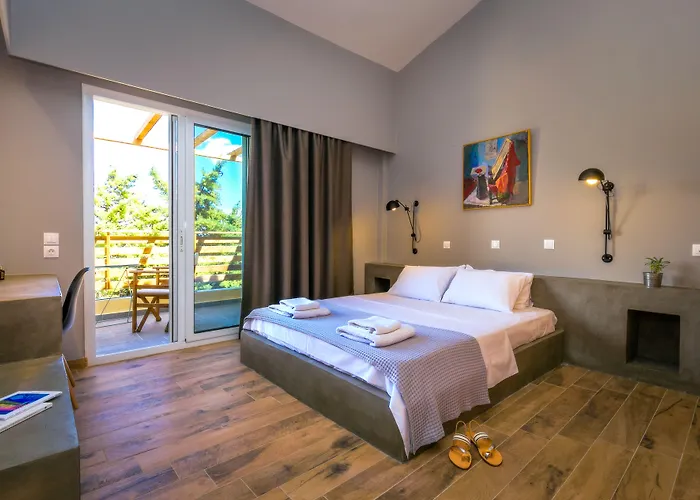 Zoe Hotel, Trypiti & Hive Water Park מלון
