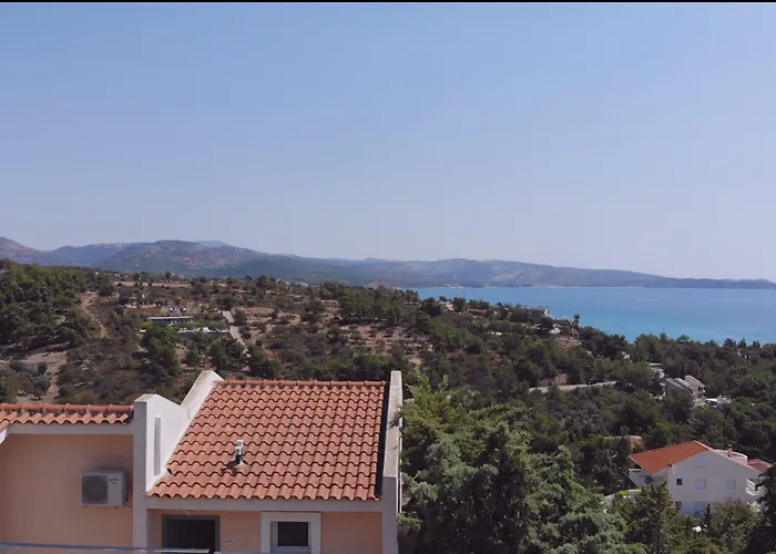 Zoe Hotel, Trypiti & Hive Water Park Hotel